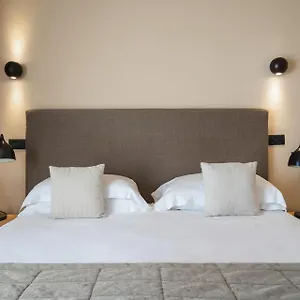 Select & - 4* Riccione