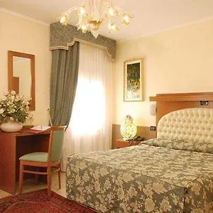 Il Moro Di 2*, Venice Italy